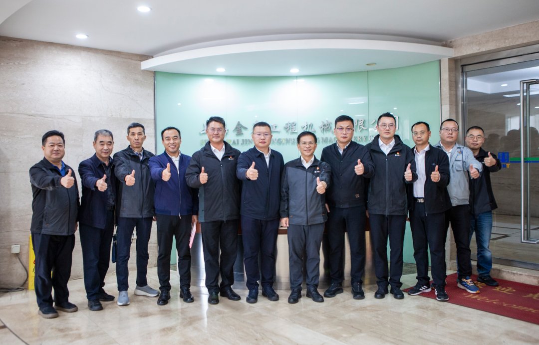 深化合作 共绘蓝图—— 中国水电基础局调研上海金泰工程机械有限公司